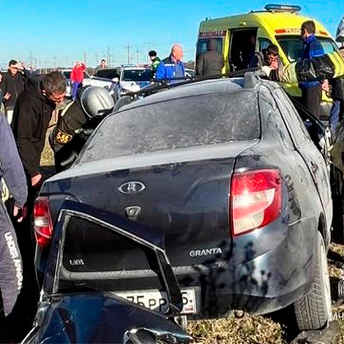 Пытался объехать лошадь»: четыре человека погибли в аварии в Северной Осетии  - KP.RU