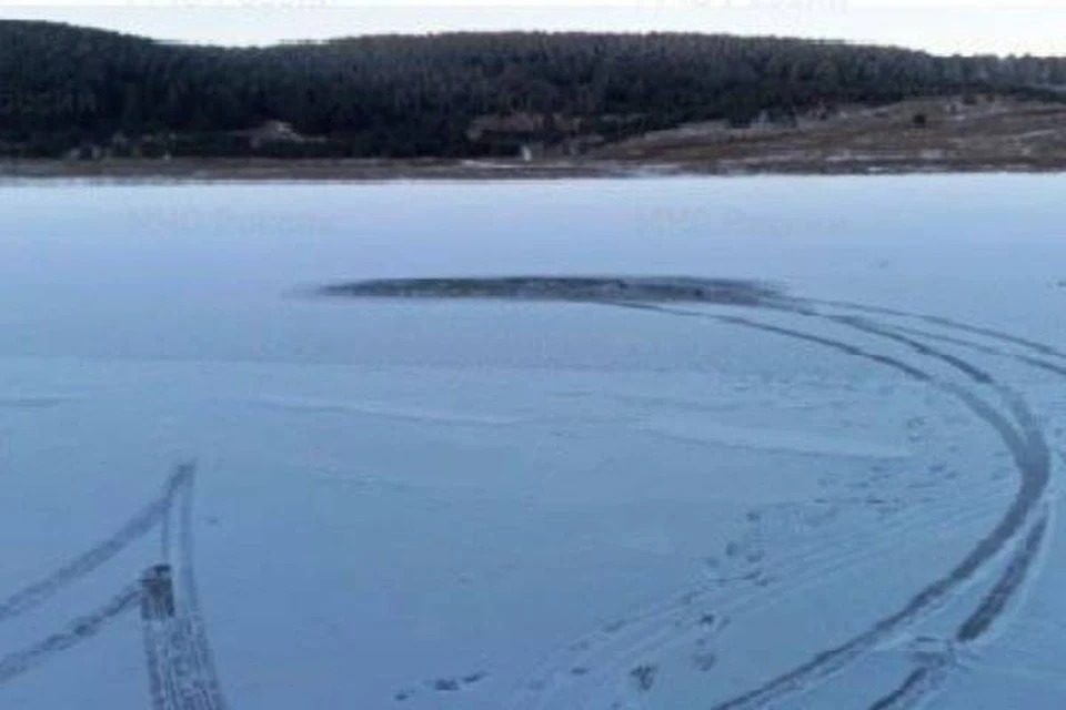 Водитель погиб после провала под лед на Братском водохранилище