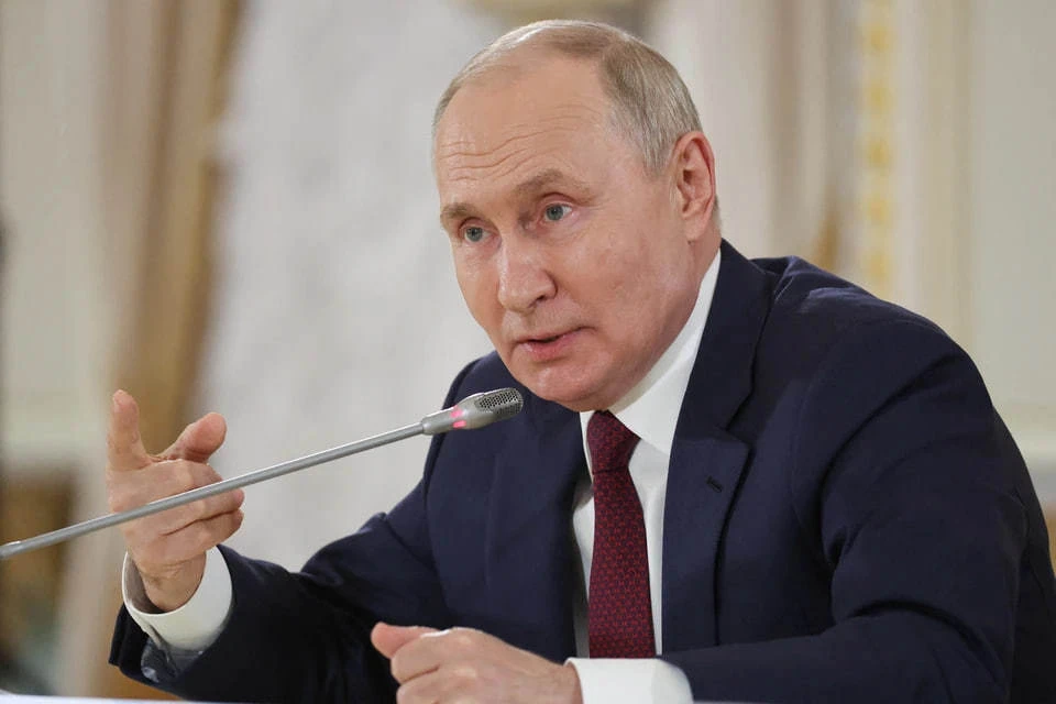 Путин: попытки Запада сохранить влияние обострили ситуацию на Украине и Востоке