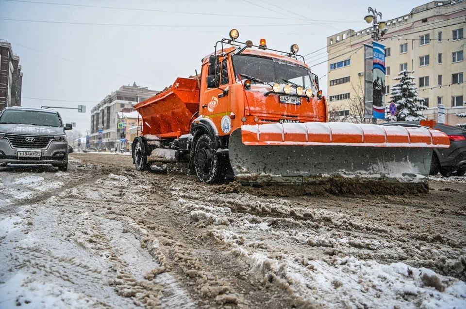 В Белгороде из-за ухудшения погоды усилят ночную смену коммунальщиков.