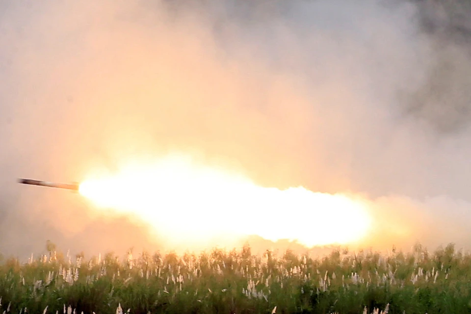 ВСУ обстреляли Донецк ракетами нового типа с 9100 поражающими элементами.