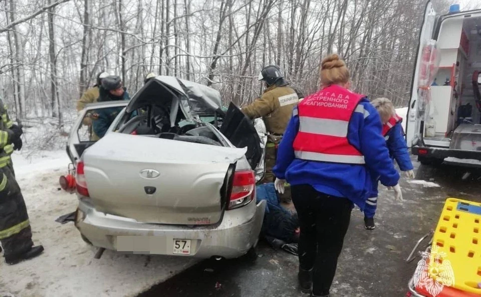 В тройном ДТП на трассе М-2 «Крым» в Чернском районе погибли два человека