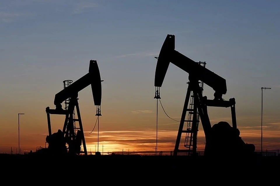 EIA: США в сентябре обновили мировой рекорд по добыче нефти