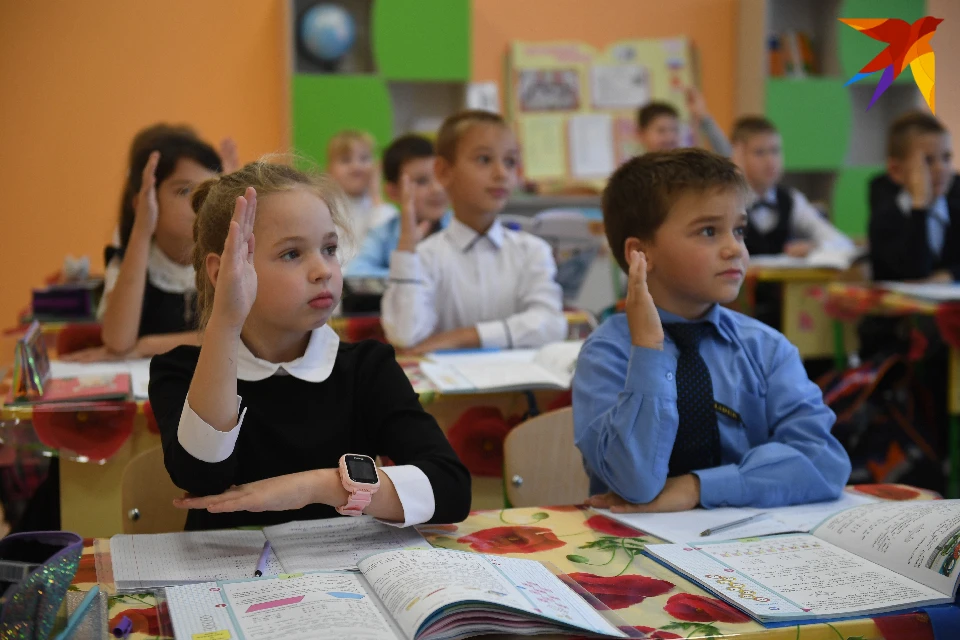 Отмечается, что выплата не зависит от уровня дохода семьи.