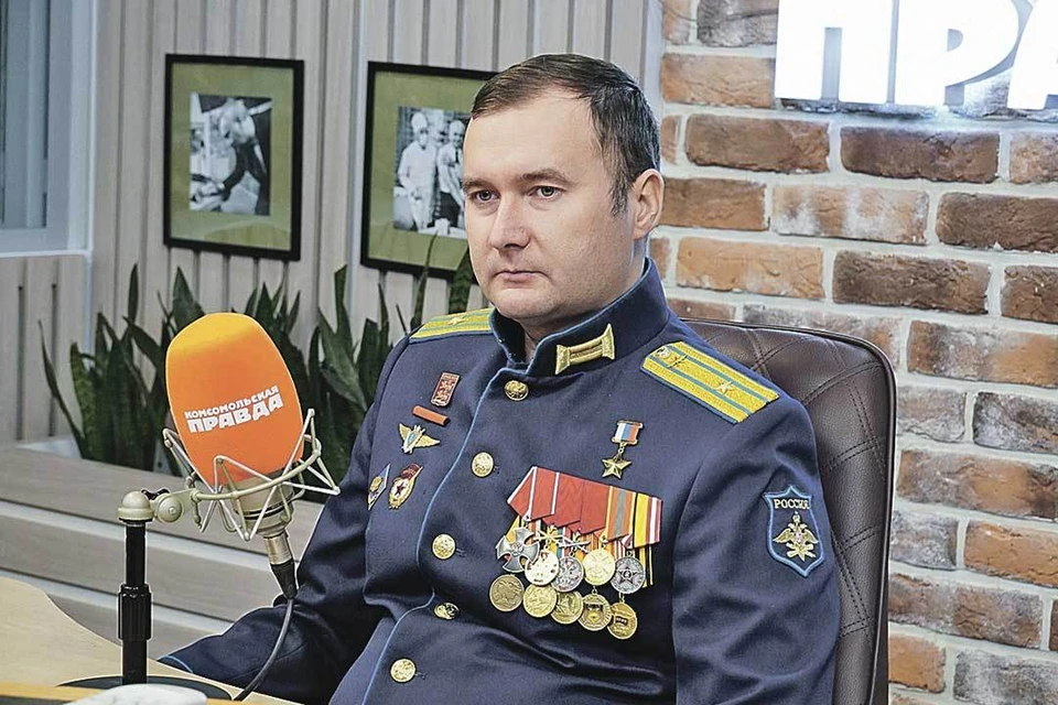 Майор Иван Редкокашин в студии Радио «Комсомольская правда» откровенно ответил на вопросы наших военкоров.
