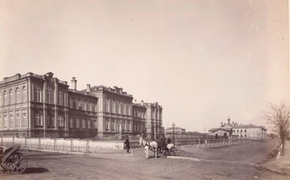 Так выглядело реальное училище в Кишиневе в конце XIX в., здание сохранилось