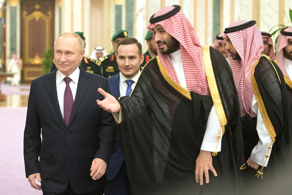 Путин обсудил с саудовским кронпринцем сотрудничество в ОПЕК+