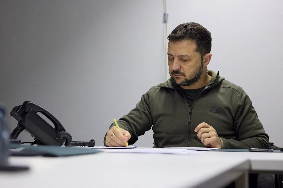 Зеленский уволил нардепа Вениславского с поста представителя президента в Раде