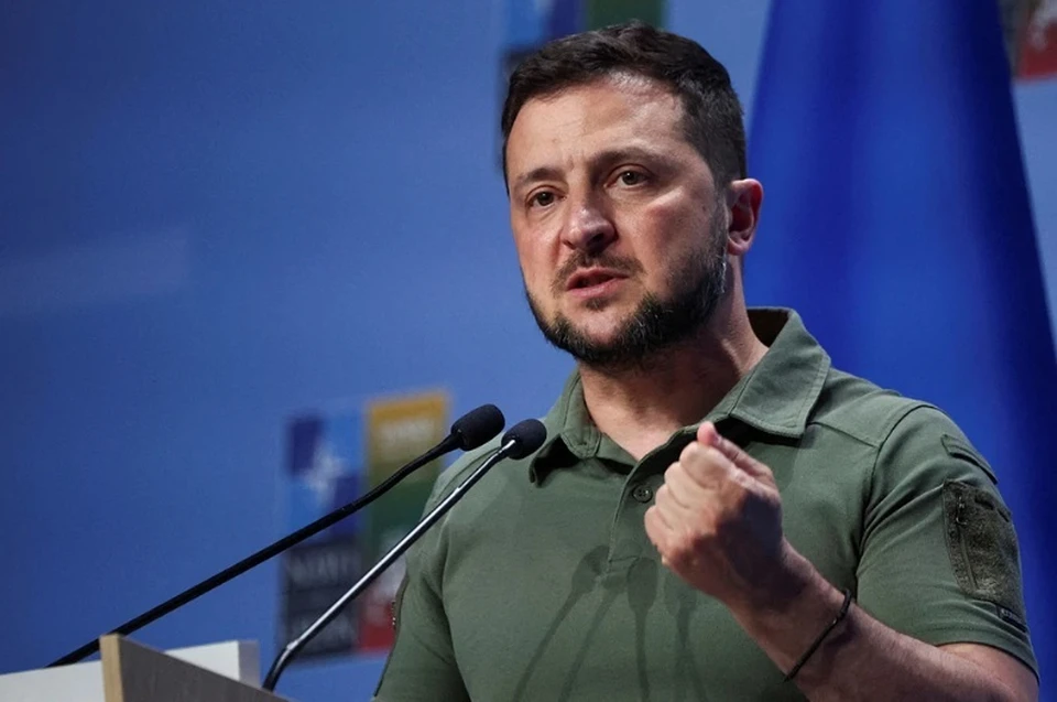 FT: Зеленский заявил, что начало переговоров о членстве в ЕС важнее помощи