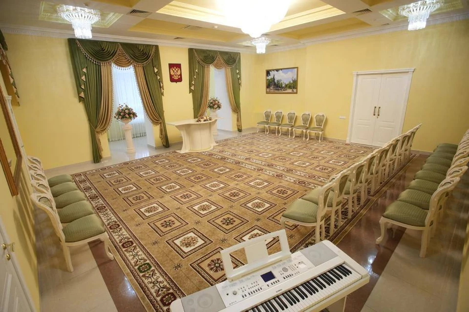 В 2018 году из краевого бюджета на капитальный ремонт районных ЗАГСов выделено 1