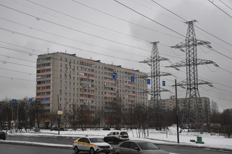 398 984 жителям ЛНР энергетики РСК возобновили подачу электроэнергии