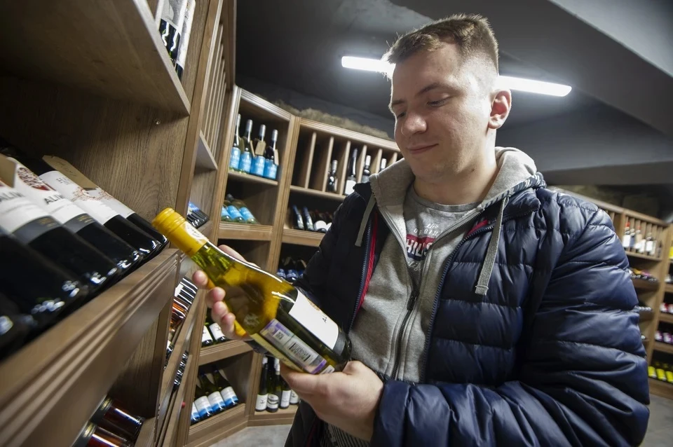Гастроэнтеролог Ломова: коктейли самые опасные для печени алкогольные напитки