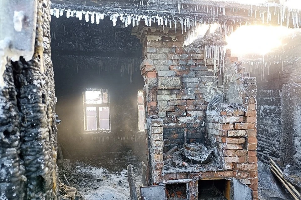 В Ярославле загорелся частный дом, погиб хозяин.