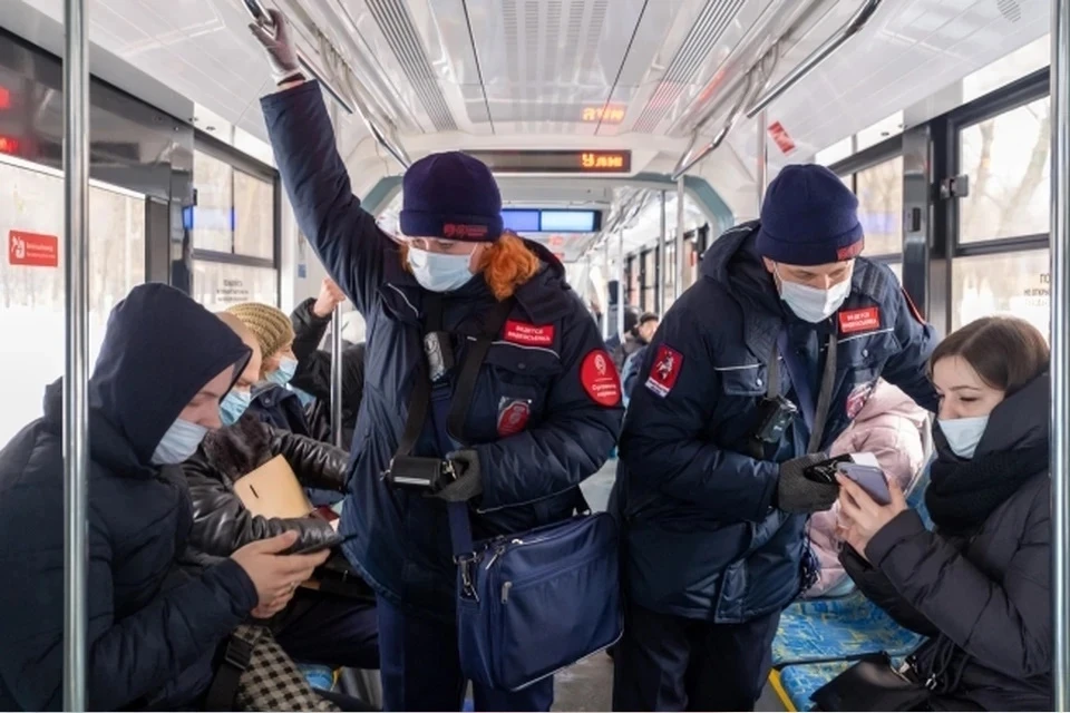В городском транспорте Москвы за год поймали более 630 тысяч безбилетников