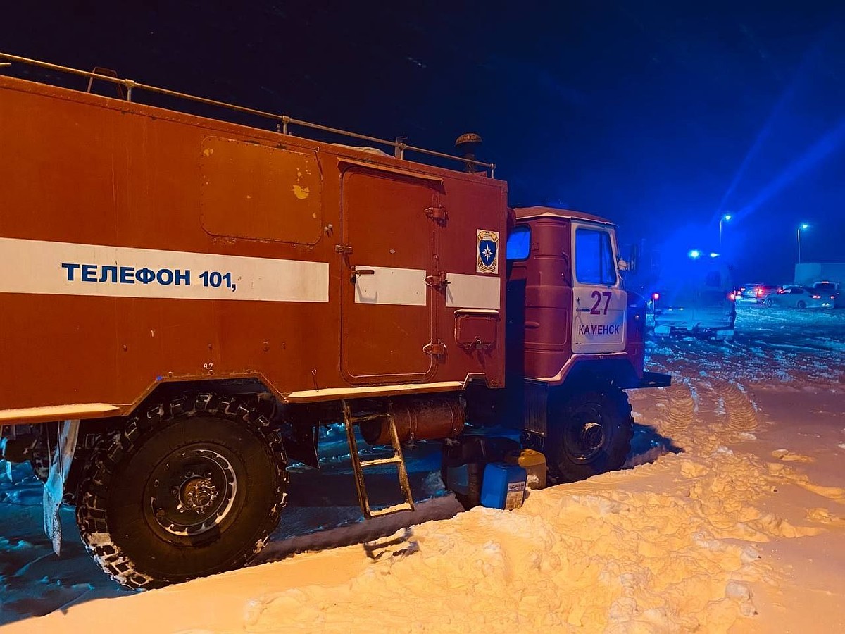 Ограничения движения на трассах в Ростовской области: какие участки нужно  объезжать 8 января 2024 - KP.RU