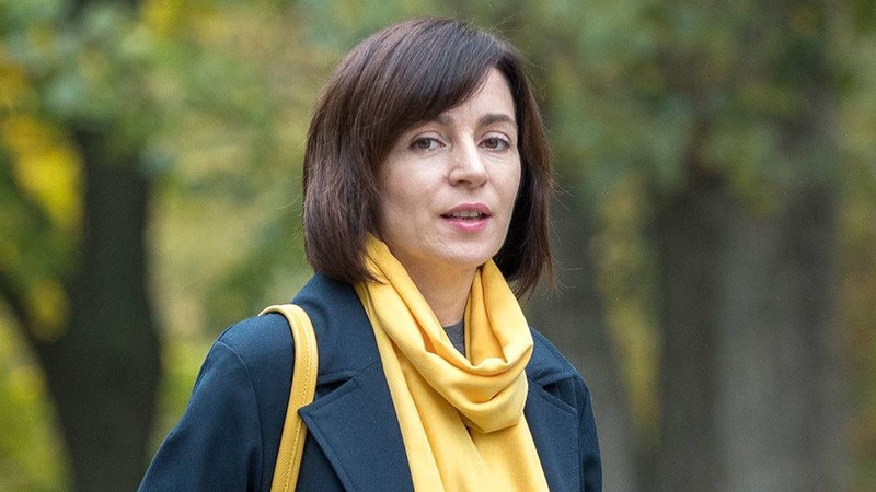 В 2023 году Санду вполовину опустошила свои банковские счета.