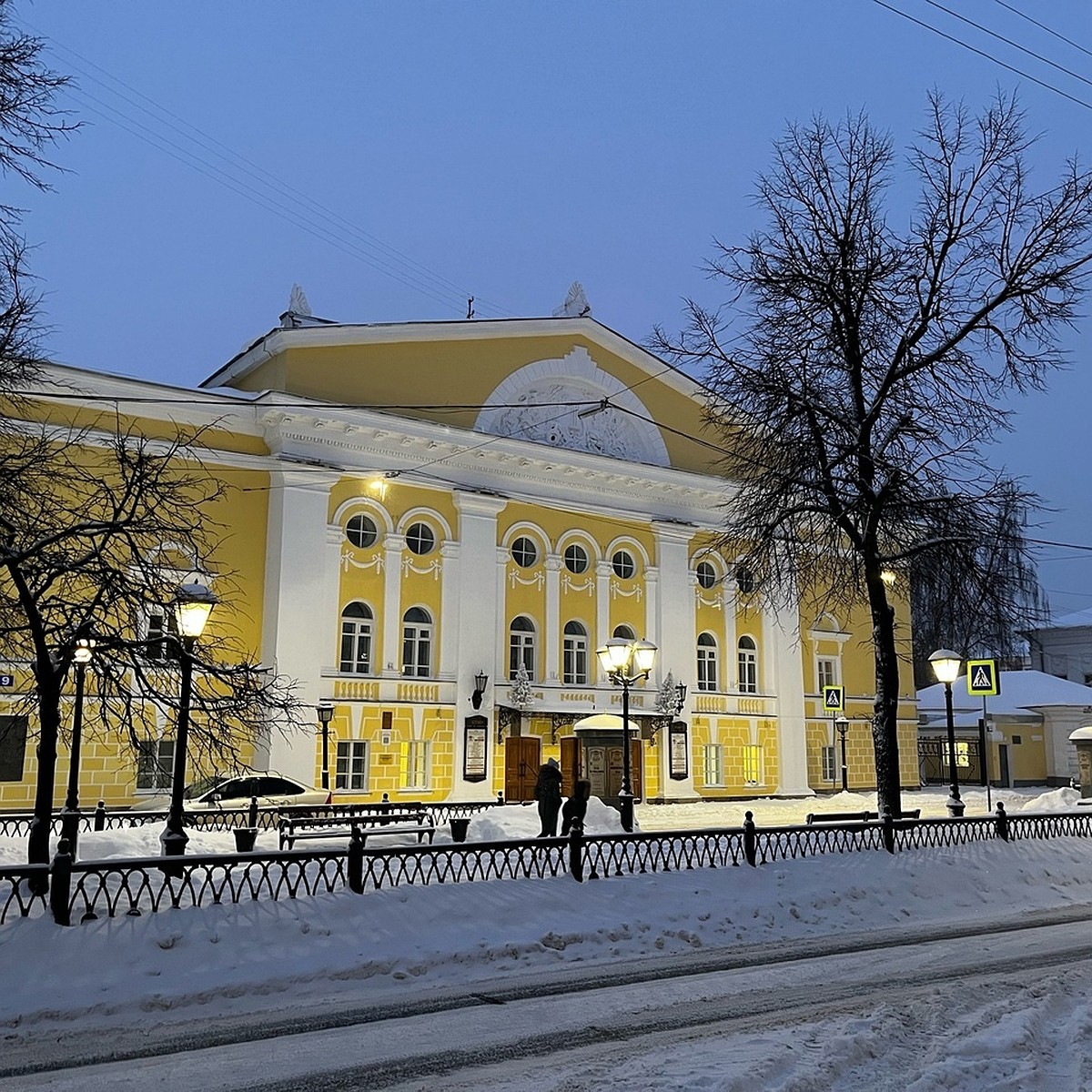 Штрафы за хамство для водителей, успехи костромских десантников в зоне СВО  и визит звёзд футбола: главные новости Костромы на утро 16 января - KP.RU