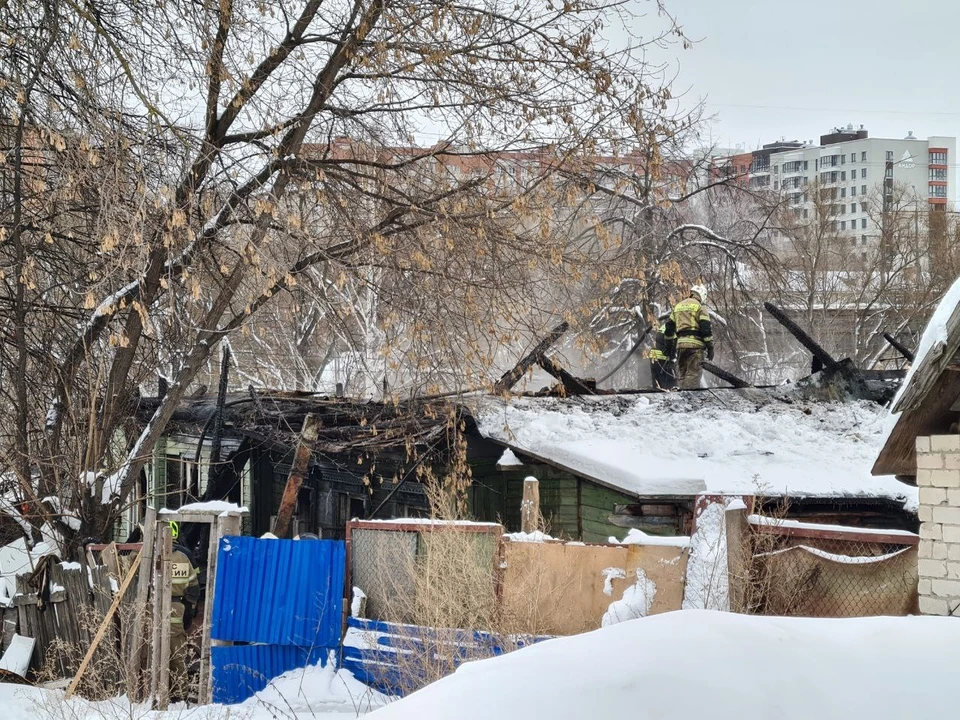 Дом на улице Гужевой загорелся утром 16 января.