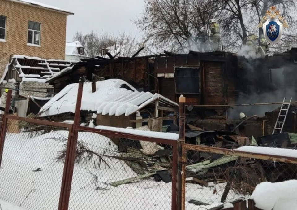 СК возбудил уголовное дело после гибели двух детей на пожаре в Нижнем Новгороде.