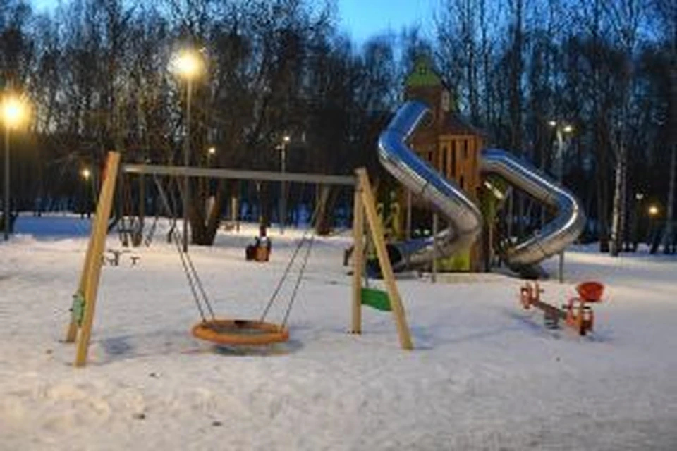 63 новых детских площадок появится в Смоленской области