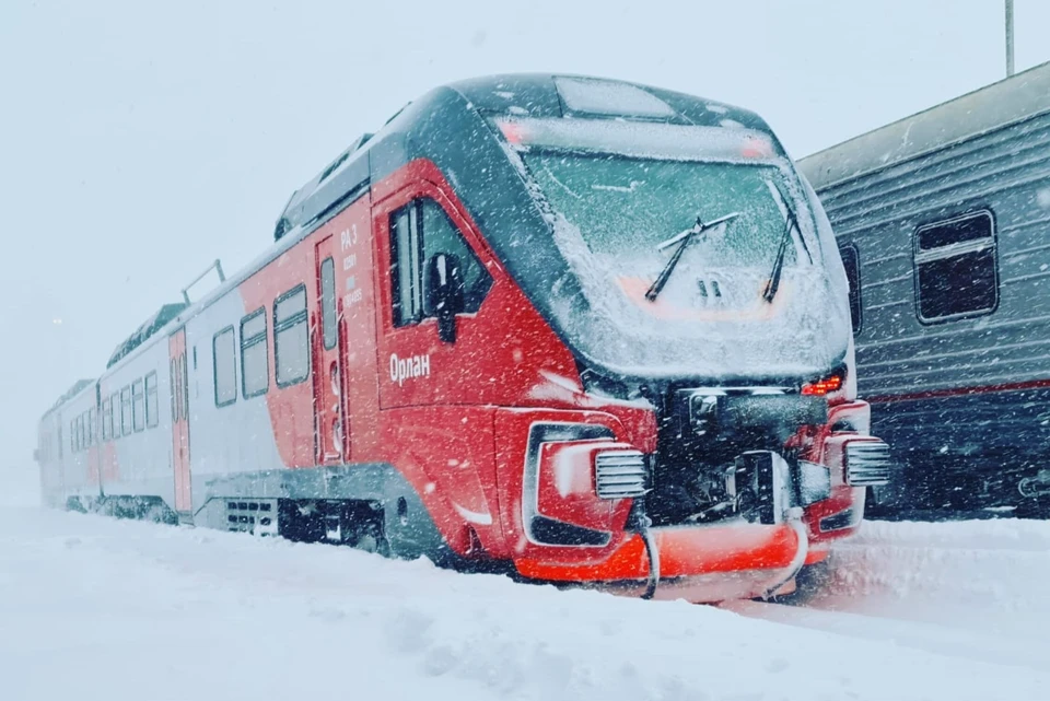 поезд южно-сахалинск корсаков. электричка южно сахалинск корсаков. поезд 603 южно-сахалинск ноглики. электричка южно сахалинск корсаков. орлан электричка южно сахалинск корсаков.