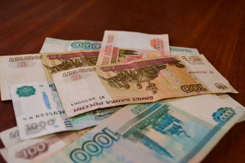В Новосибирске прокуратура взыскала 400 тысяч с владельца банковского счета