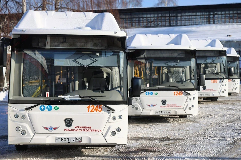 Поступившие в Рязань 25 новых автобусов начали выходить на линию. Фото: правительство Рязанской области.
