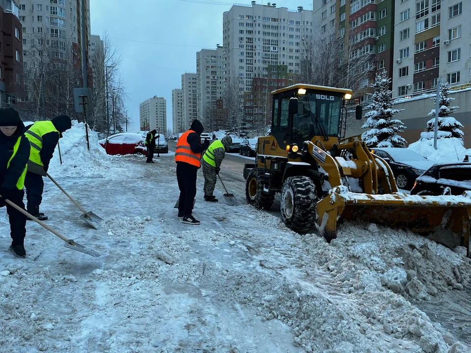 Мэр Нижнего Новгорода поручил главам районов проверить ход уборки снега. Фото: пресс-служба администрации Нижнего Новгорода.
