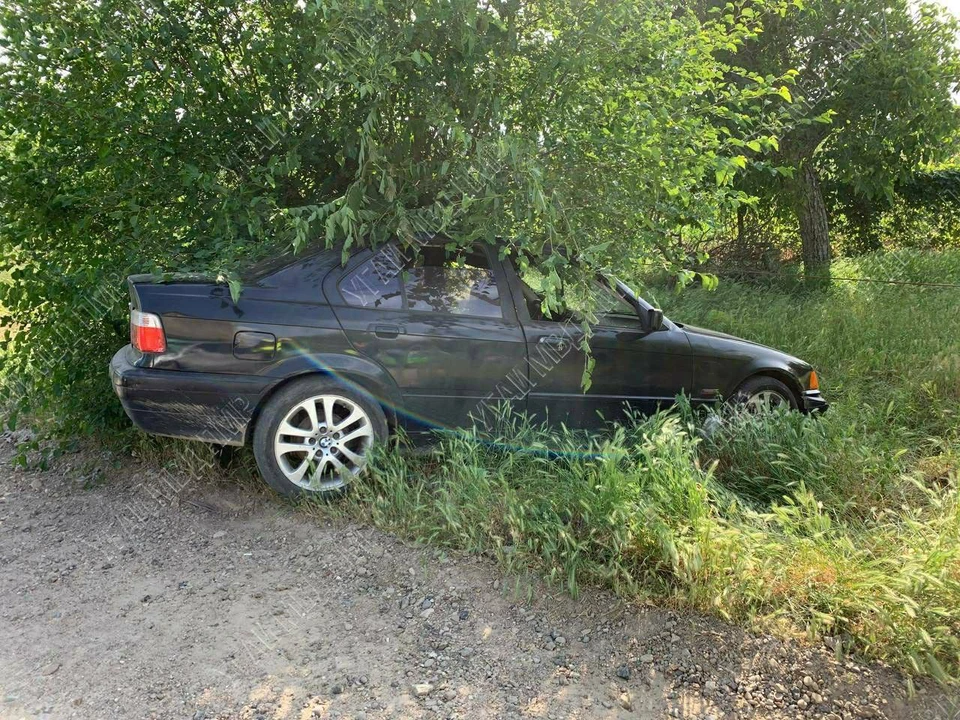 По дороге угонщик сбил 10-летнюю девочку (Фото: МВД Приднестровья).