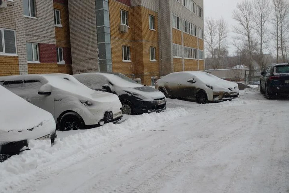 Всего с начала зимы с дорог столицы Татарстана вывезли 1,2 миллиона тонн снега.