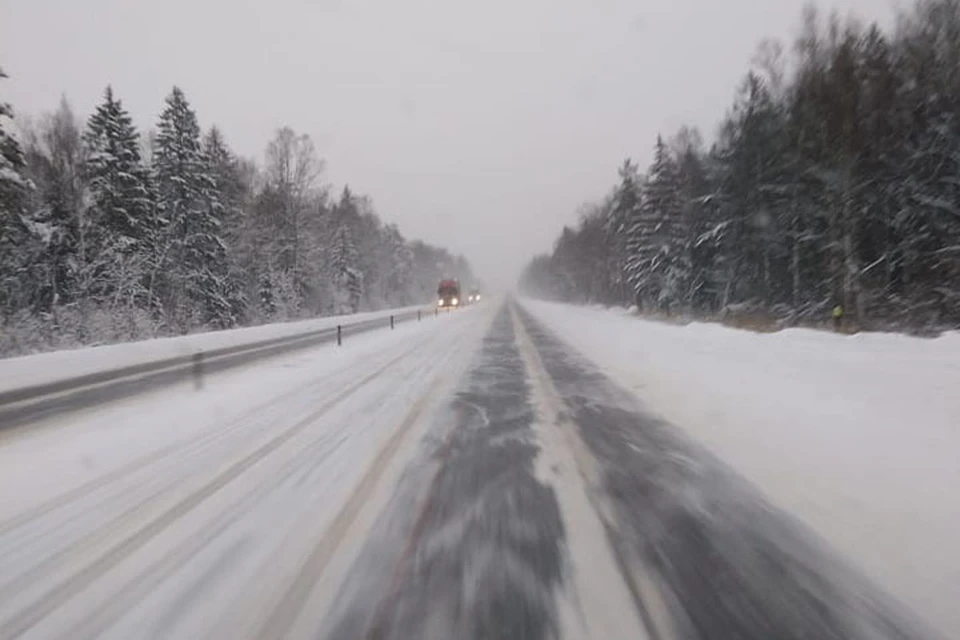На дорогах Тверской области возможны снежные заносы