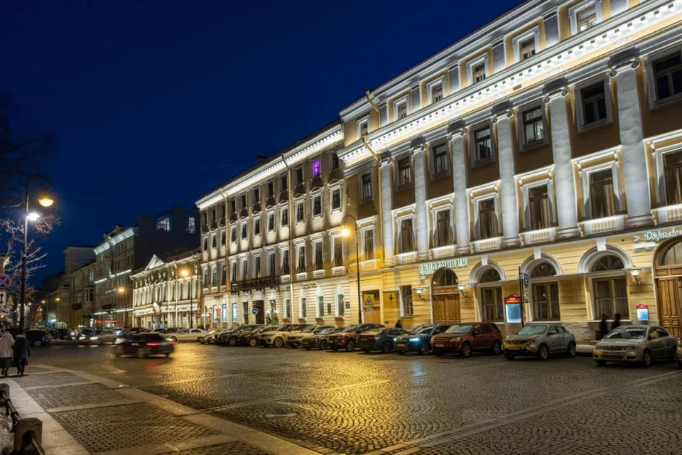 Подсветку разместили на фасаде филармонии имени Шостаковича. Фото: пресс-служба Смольного
