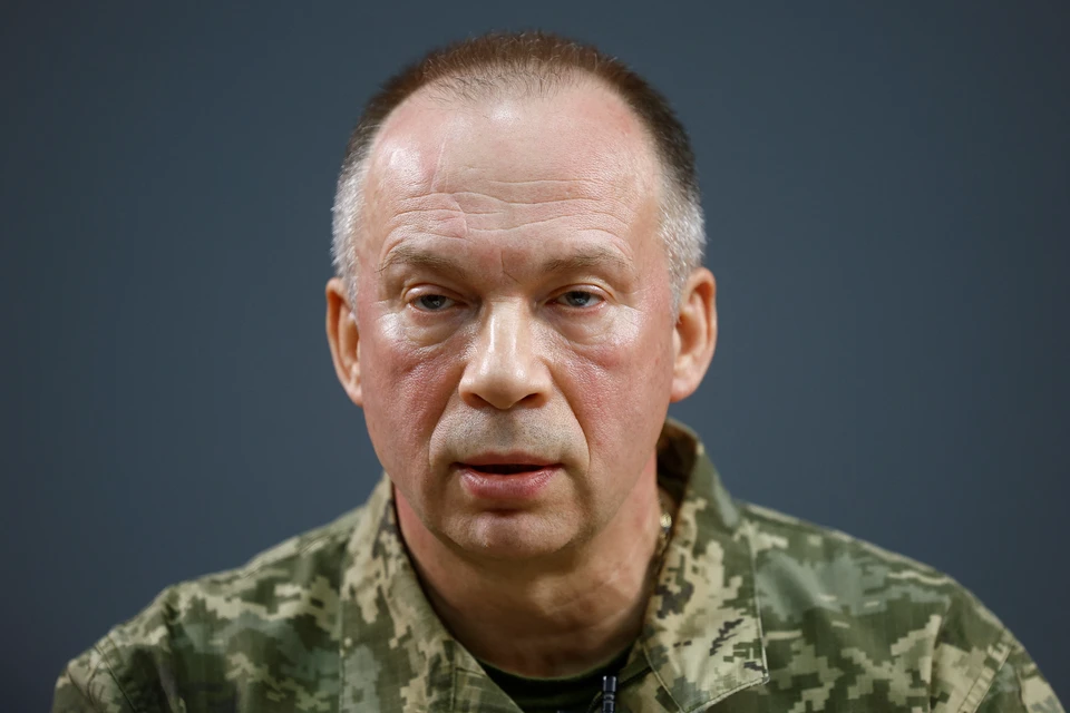 Президент Украины Владимир Зеленский назначил генерала Александра Сырского новым Главнокомандующим ВСУ.