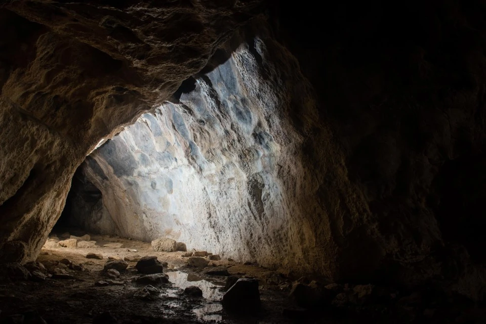 Вход в пещеру «Белый дворец». Фото: Владивостокский клуб спелеологов