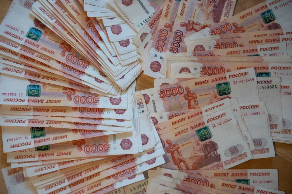 В ноябре 2023 года ульяновцы получали в среднем свыше 50 000 рублей