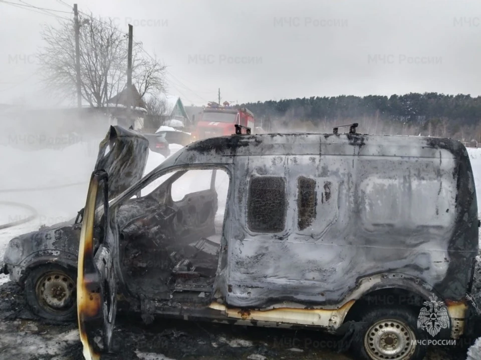 В Боровске сгорела машина
