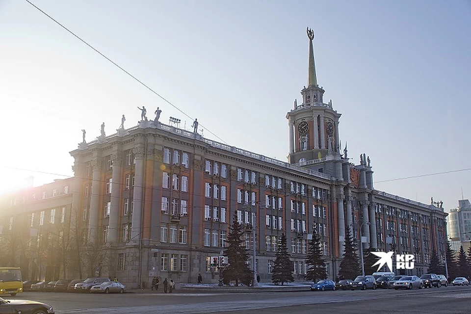 Мэрия Екатеринбурга намерена вывести общественный транспорт из затяжного кризиса