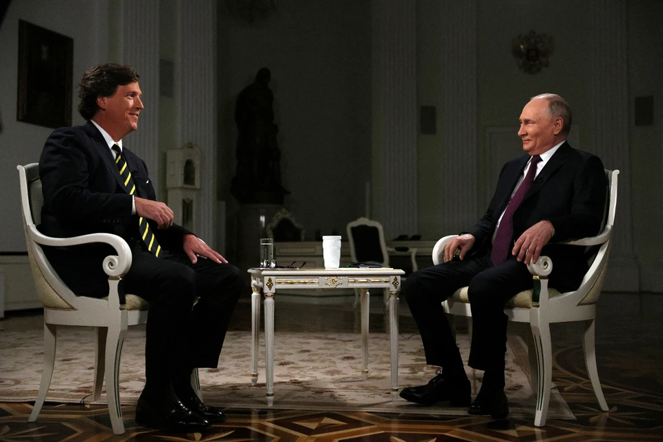 Интервью Владимира Путина Такеру Карлсону обсуждают это до сих пор