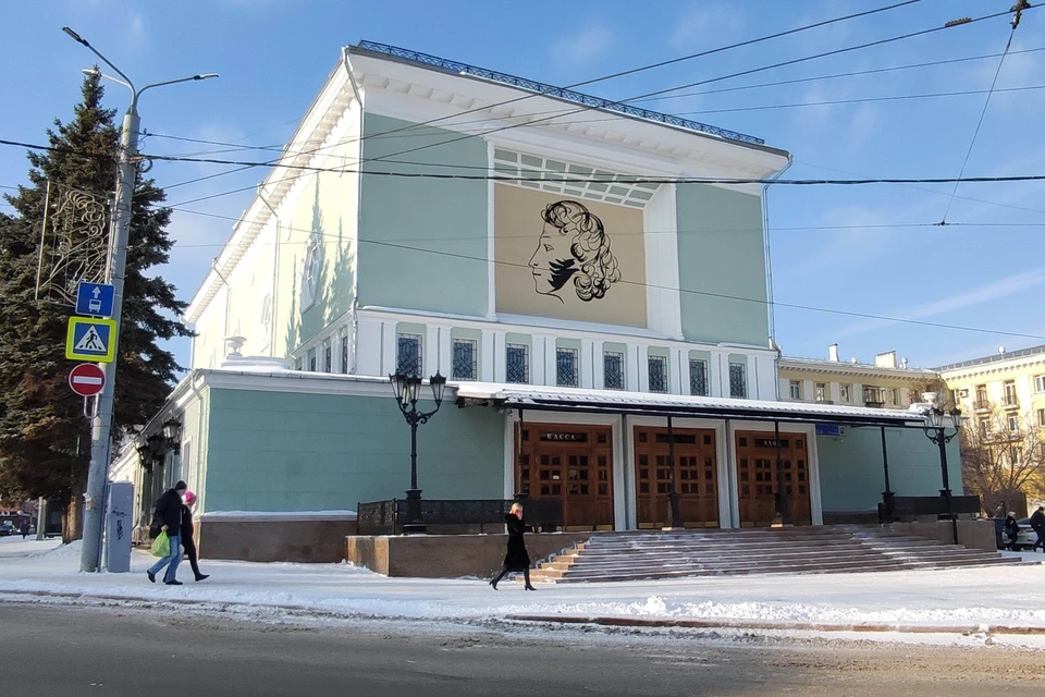 Кинотеатр был построен в 1937 году. Фото: Госкомитет охраны ОКН Челябинской области