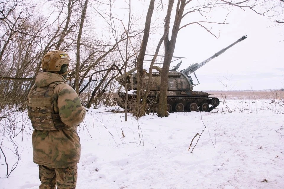 Российские военные наносят удары по позициям боевиков