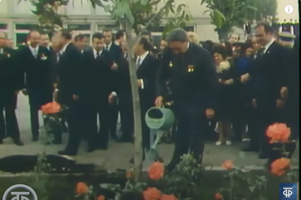 Леонид Брежнев посетил ВДНХ (Фото: скрин с видео).