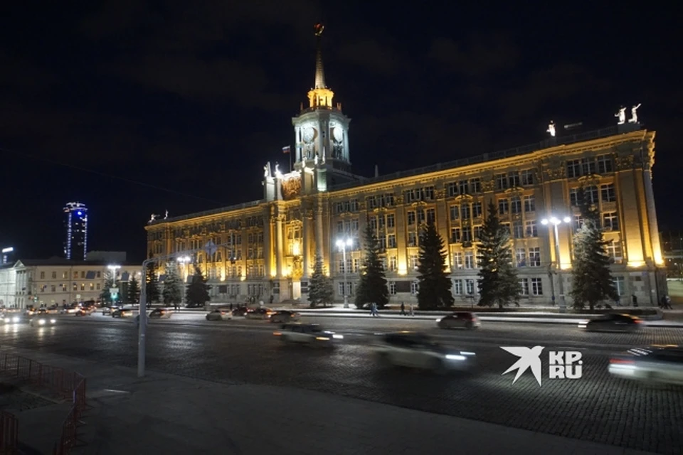 Елена Артюх предложила решить проблему кадрового голода в регионе с помощью школьников и пенсионеров