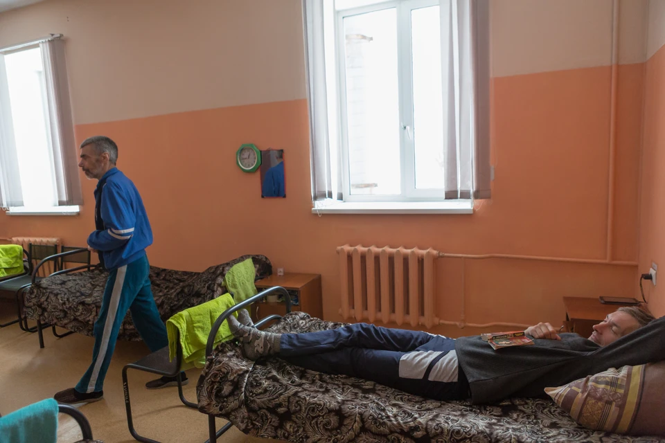 Центры соцадаптации лиц без определенного места жительства «Феникс» и «Шанс» решают вопросы жизнеустройства.