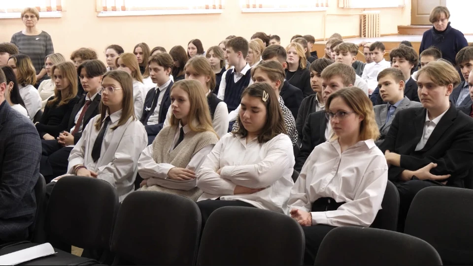 Смоленским школьникам рассказали о штрафе за незаконные граффити Фото: кадр из видео пресс-службы Администрации города Смоленска