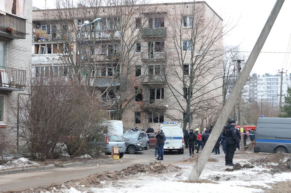 В домах восстанавливается подача воды, газа, тепла, электричества.