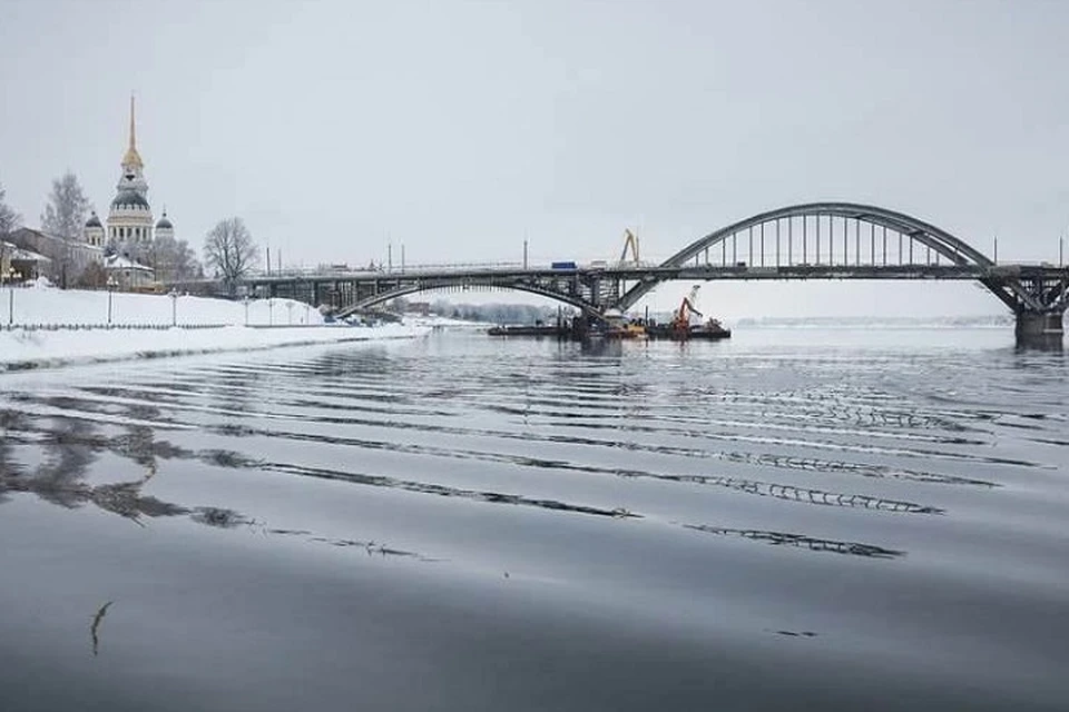 Волжский мост в Рыбинске вновь собираются закрыть для проезда транспорта.