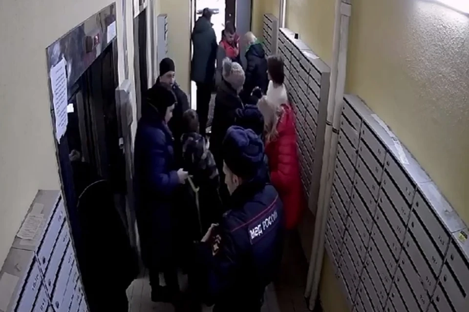Выживший при падении лифта в многоэтажке Петербурга рассказал, что произошел перегруз. Фото: прокуратура Петербурга