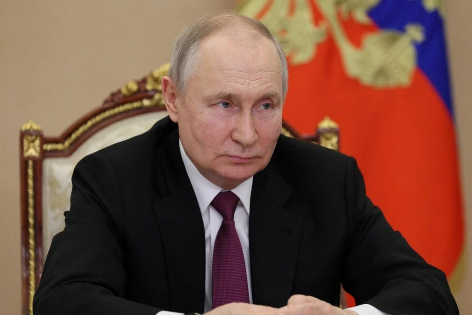 Путин: Черви и мотыльки точно не будут едой будущего в России
