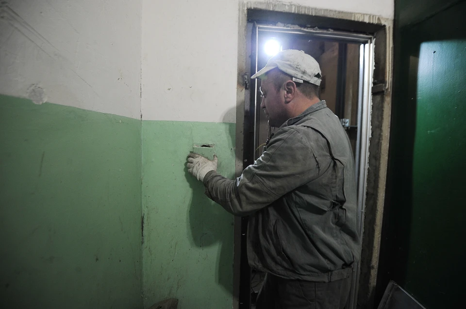 В Новосибирской области истекает срок службы почти у 200 лифтов.