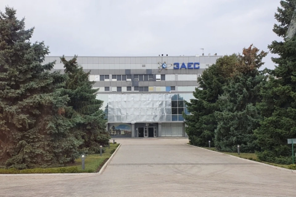 в результате удара никто не пострадал, а оборудование станции осталось неповрежденным.